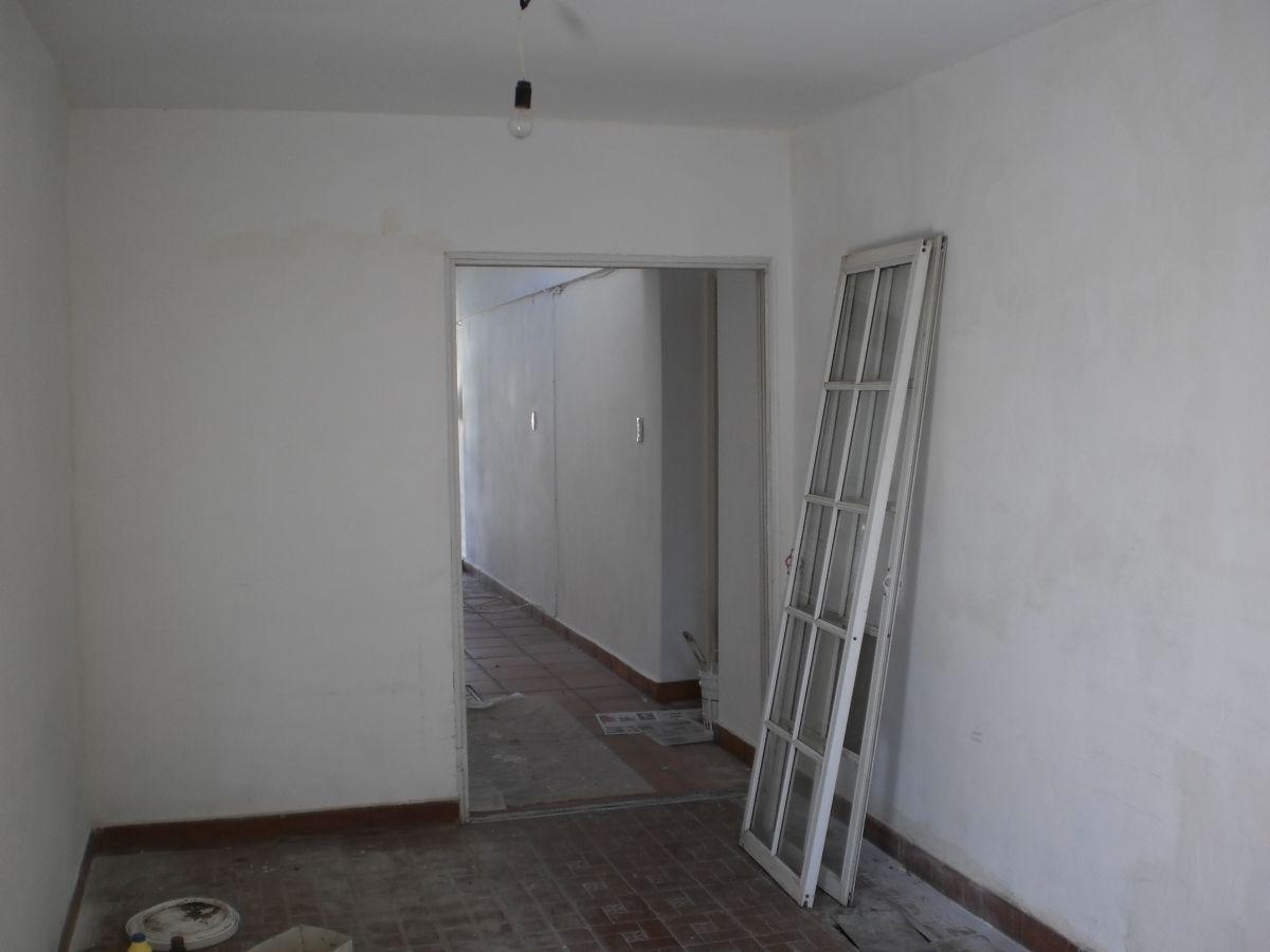Foto de Alquiler Casa 3 Dormitorios C/ Patio y Cochera - Barrio Villa Marta, imagen 5