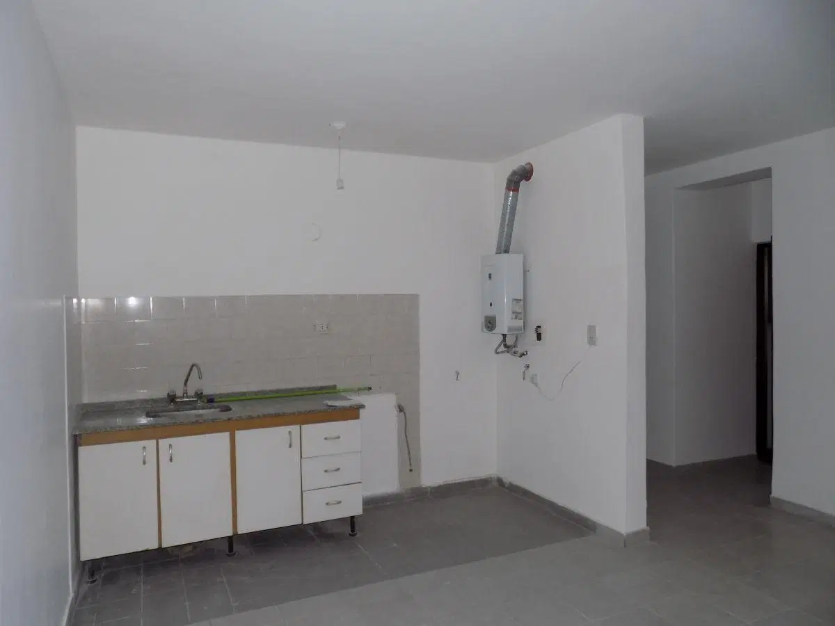 Alquiler Departamento Planta Baja - Barrio Alberdi 5