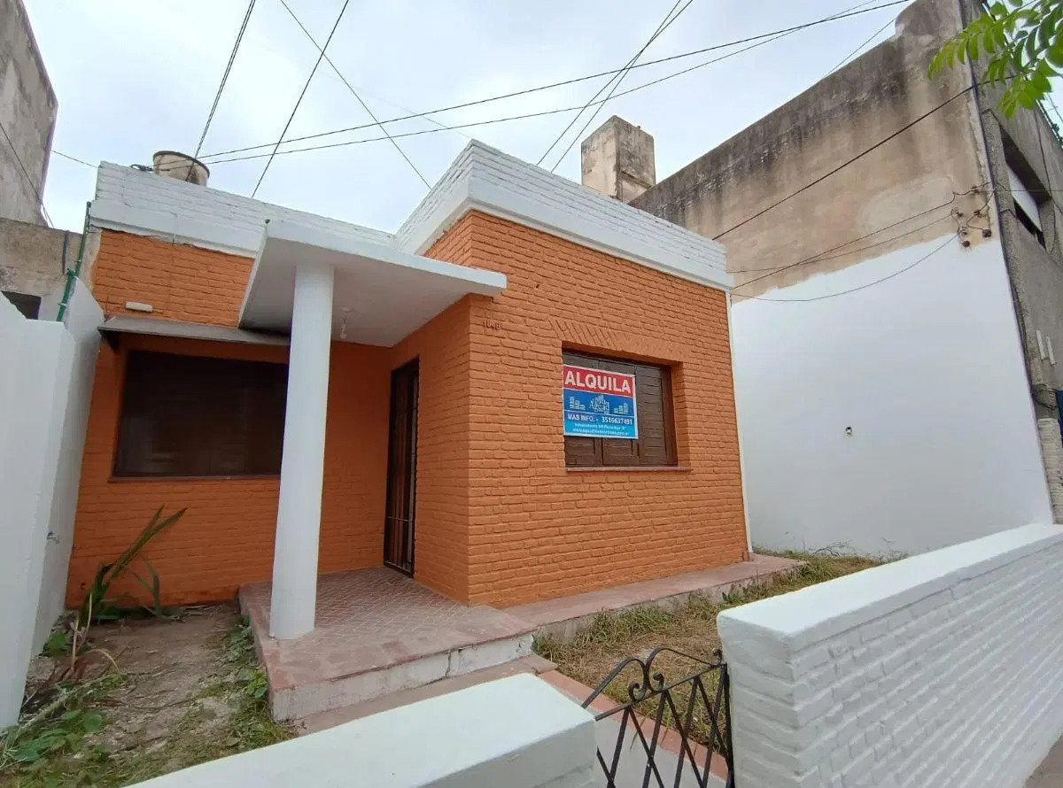 Alquiler Casa 2 Dormitorios C/Patio y Asador - Barrio San Martín 4