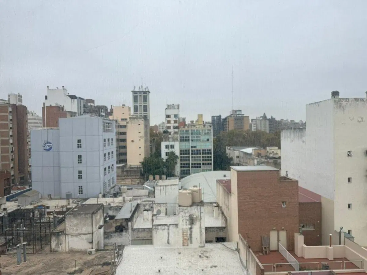 Venta Oficina Planta Libre con Kitchennete Centro 4