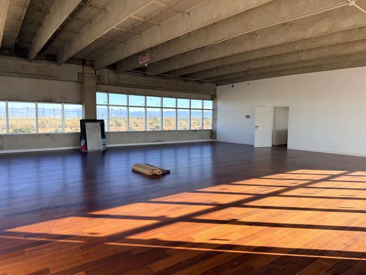 Venta de Oficinas y Cocheras en el Parque Empresarial Aeropuerto 5