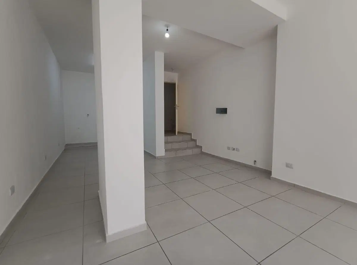 Alquiler LOCAL COMERCIAL Vidriado - Barrio Nueva Córdoba 3