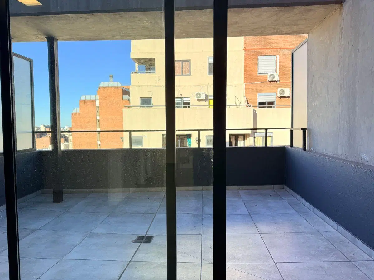 Dúplex a Estrenar - 2 Dormitorios 3 Baños - Centro 4