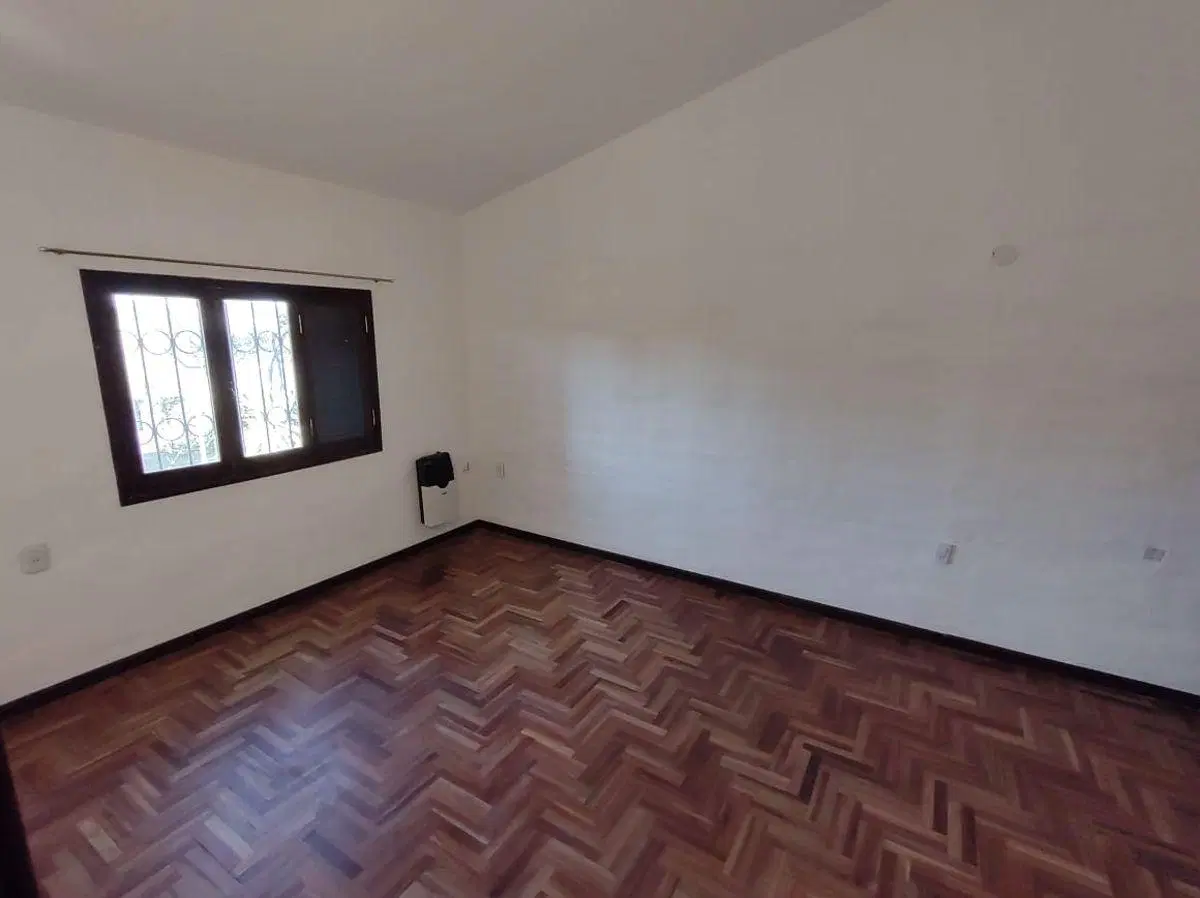 Alquiler Casa 2 Dormitorios + Estudio - Urca 8