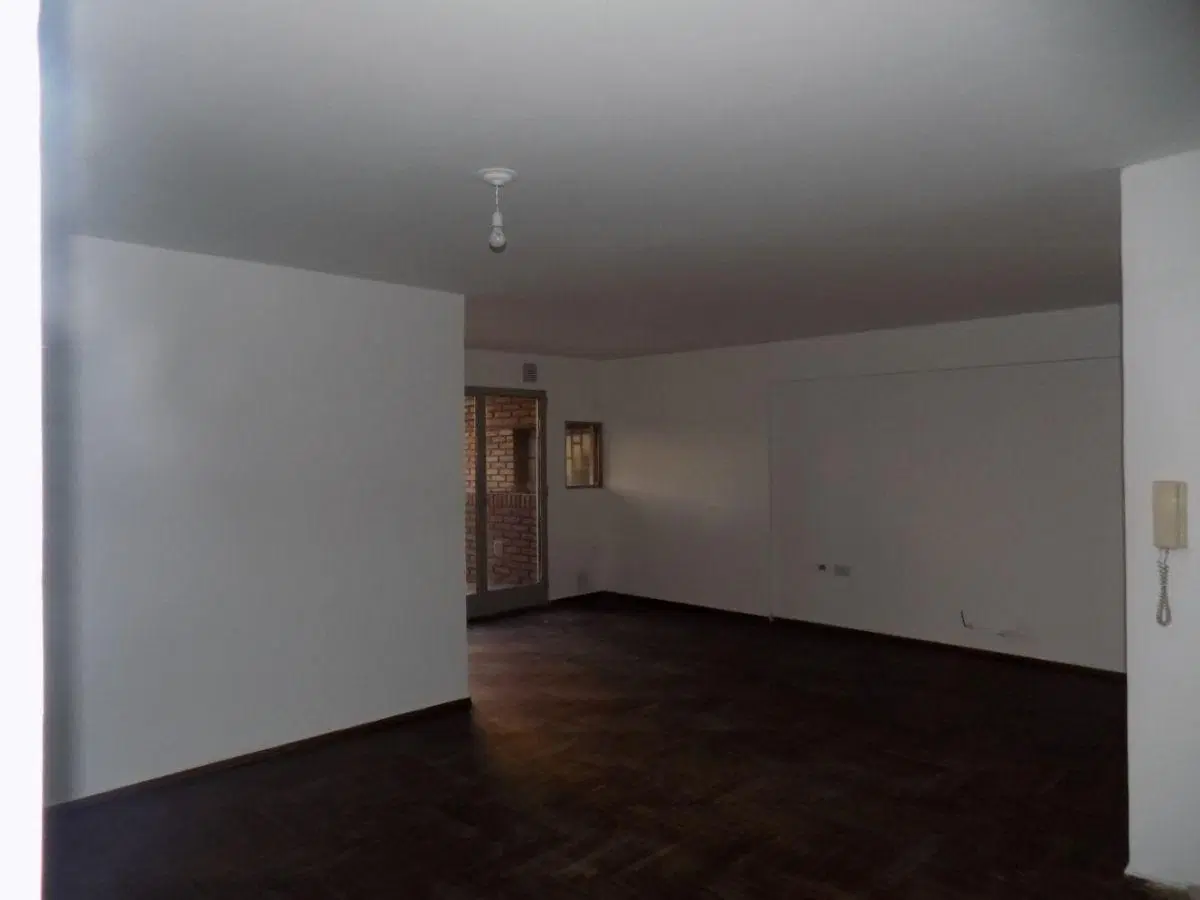 Alquiler Departamento 2 Dormitorios 2 Baños + Patio propio - Nueva Córdoba 2