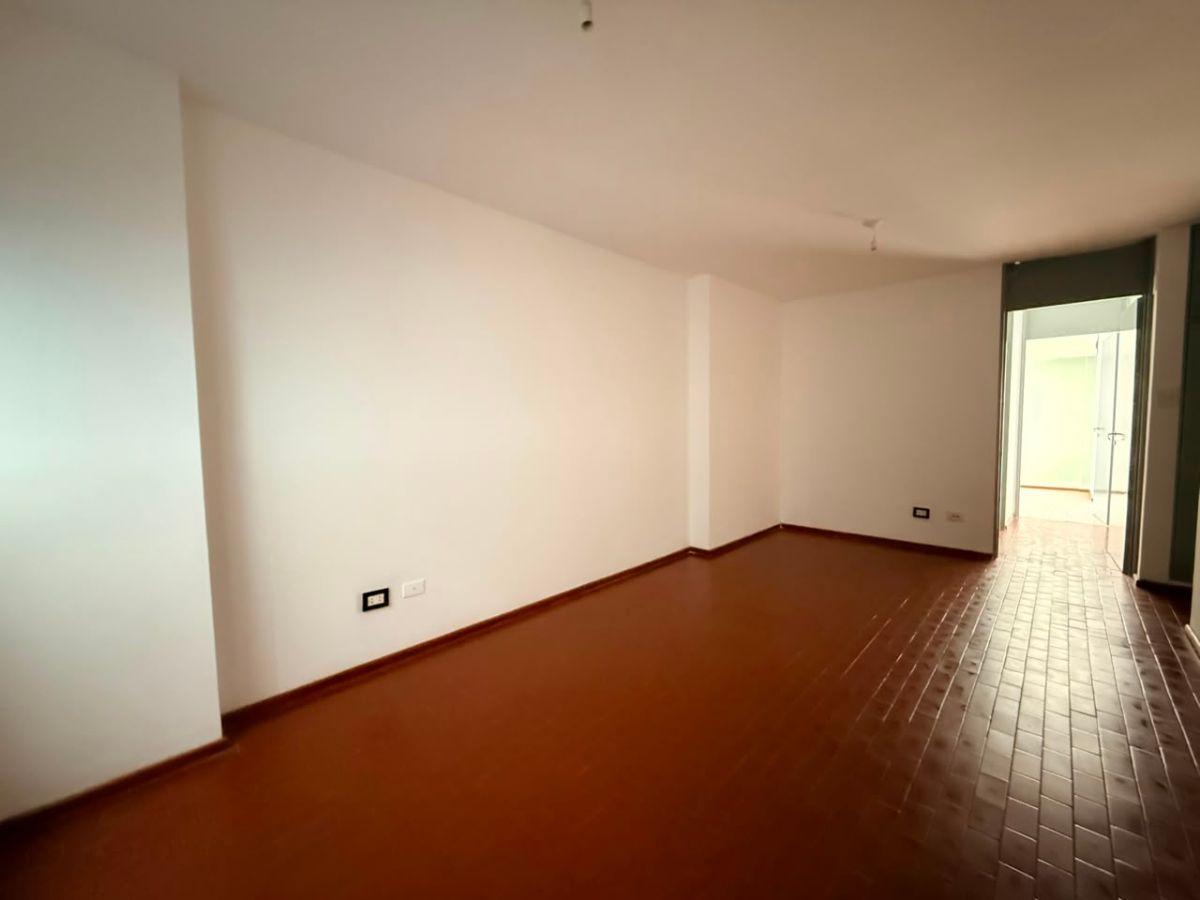 Foto de Alquiler 1 Dormitorio C/Balcón - Barrio Centro, imagen 4
