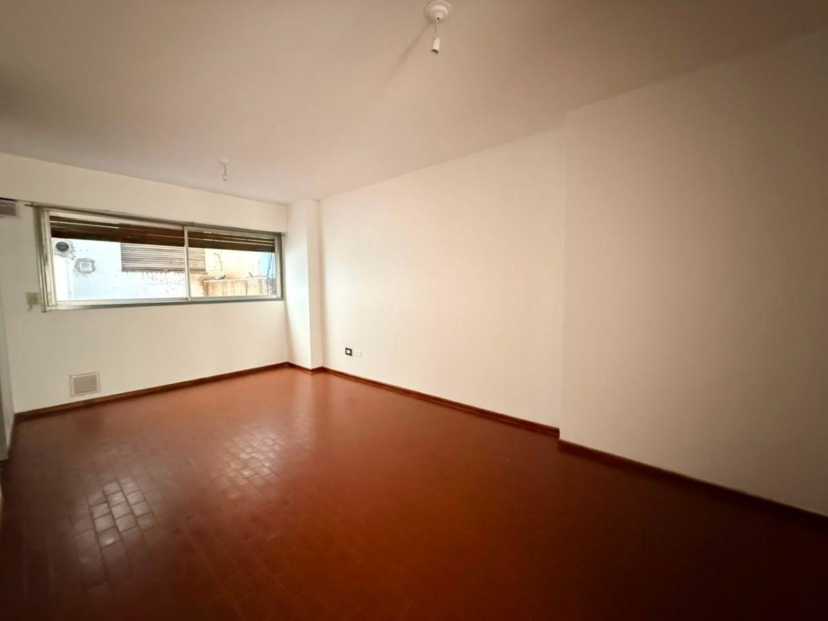 Foto de Alquiler 1 Dormitorio C/Balcón - Barrio Centro, imagen 2