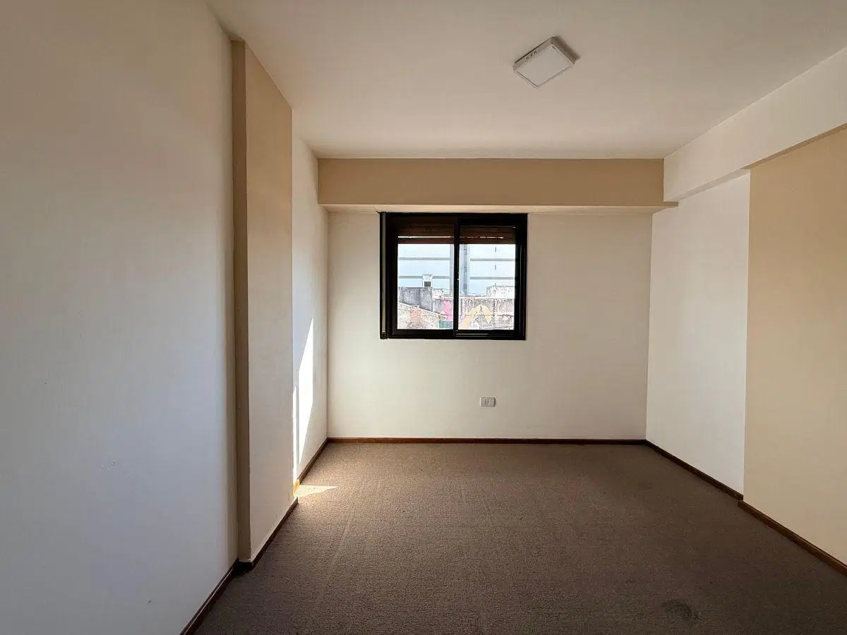 Departamento en Alquiler 1 Dormitorio Externo en Alberdi 8