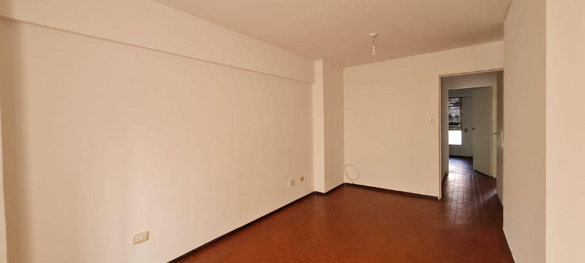 Foto de Departamento en Venta 1 Dormitorio sobre Avda. Estrada - Nueva Córdoba, imagen 3