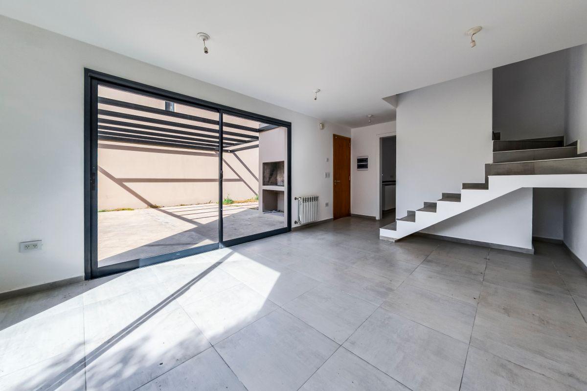 Foto de Dúplex en Venta 2 Dormitorios en Housing + Asador + Cocheras, imagen 5