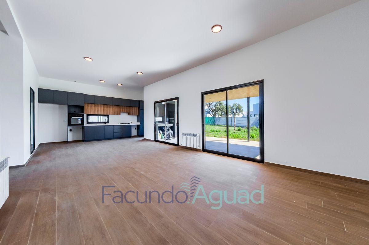 Foto de Casa en Venta 3 Dormitorios 3 Baños 1 Planta - Siete Soles, imagen 2