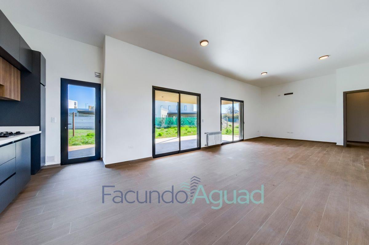 Foto de Casa en Venta 3 Dormitorios 3 Baños 1 Planta - Siete Soles, imagen 3