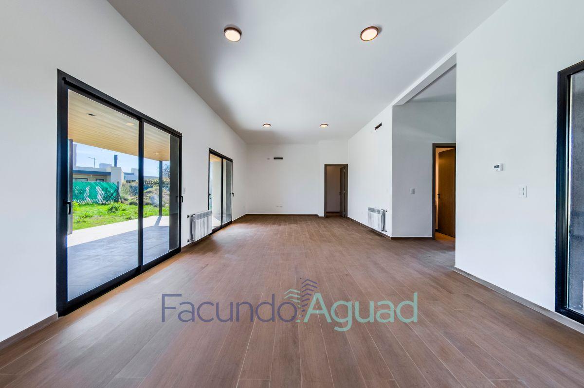 Foto de Casa en Venta 3 Dormitorios 3 Baños 1 Planta - Siete Soles, imagen 1
