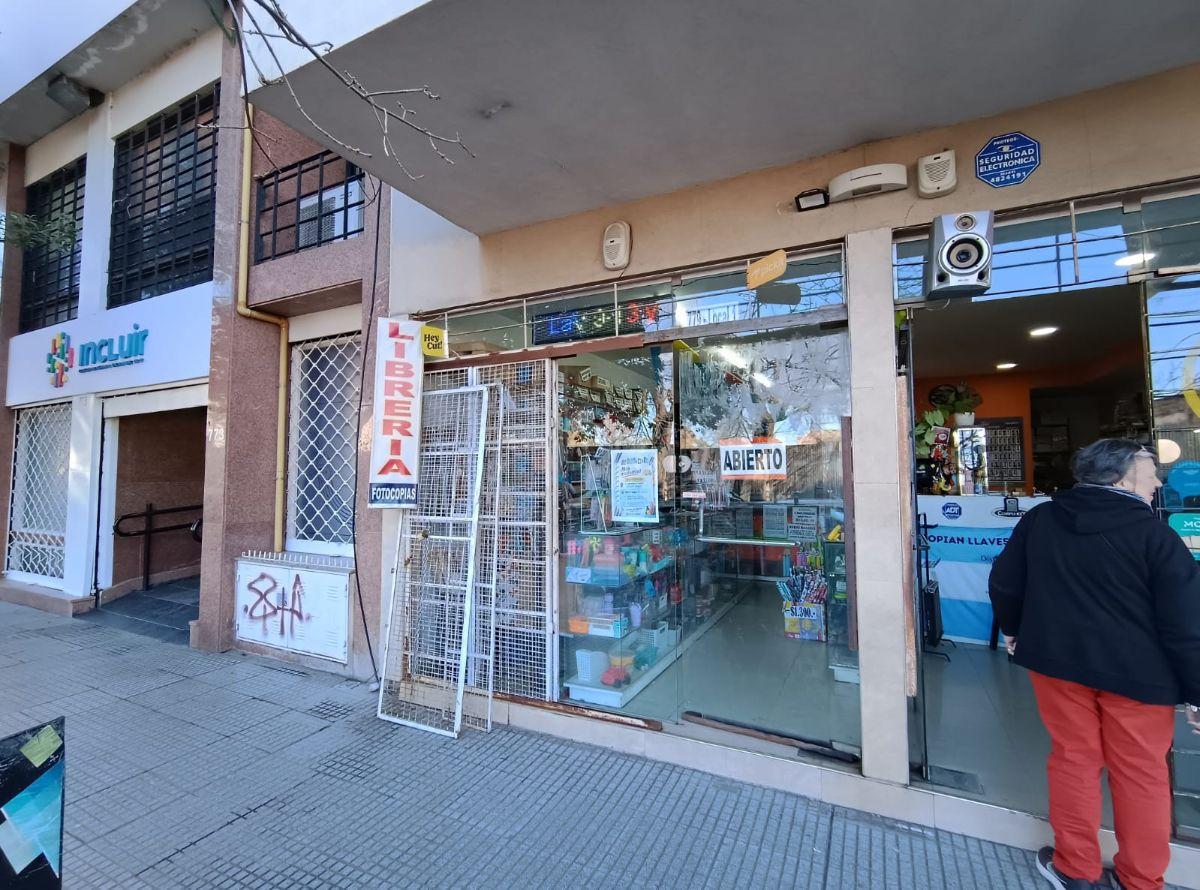 Foto de Alquiler Local Comercial 21Mts - Barrio General Paz, imagen 1