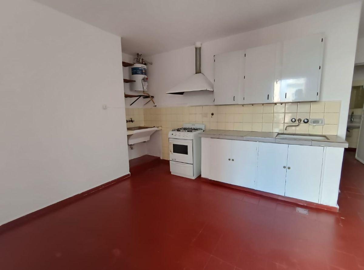 Foto de VENTA – 1 Dormitorio en Zona Comercial – Excelente Ubicación para, imagen 3