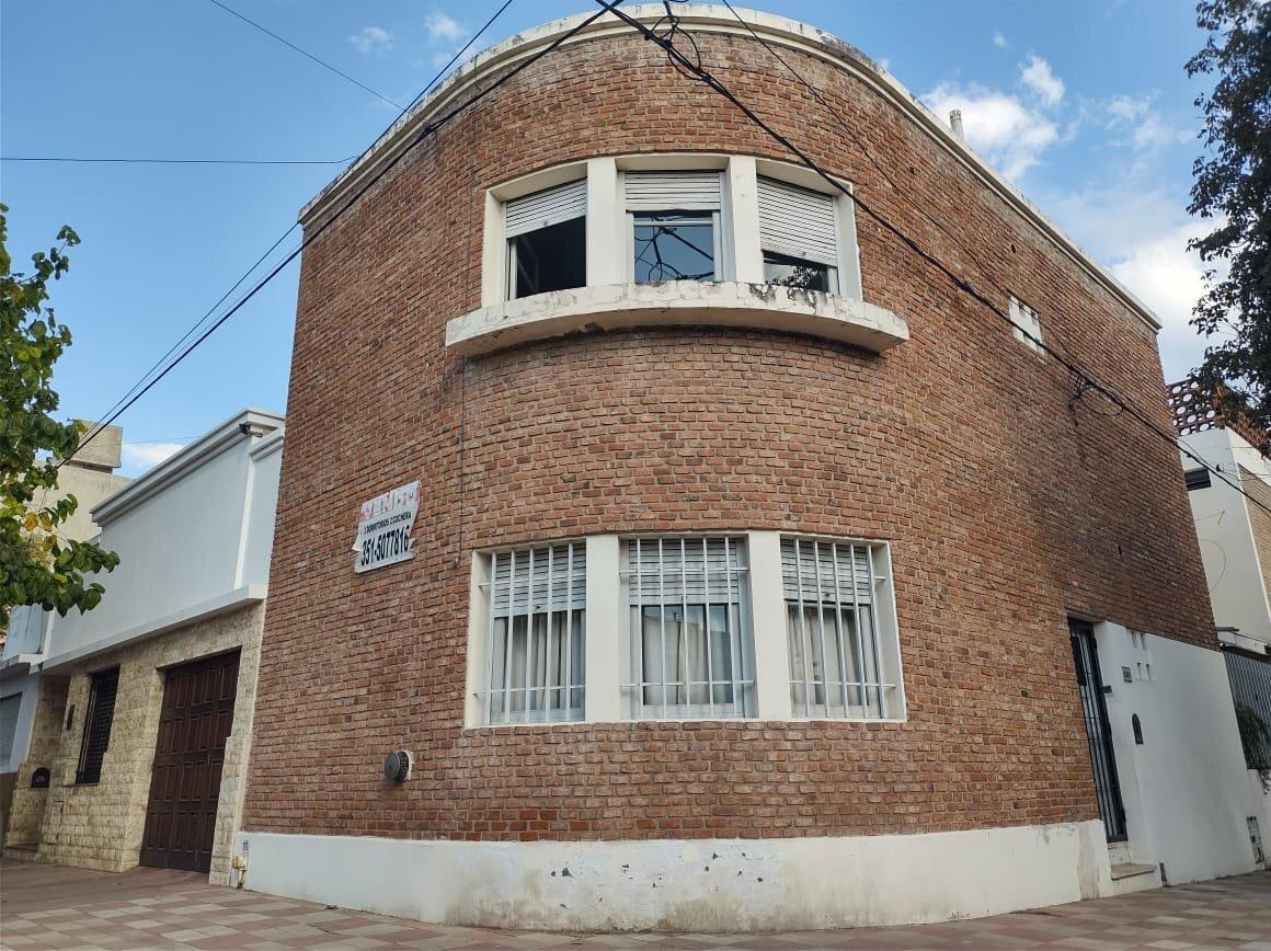 Foto de Casa - 3 Dormitorios + escritorio - Alta Córdoba, imagen 4