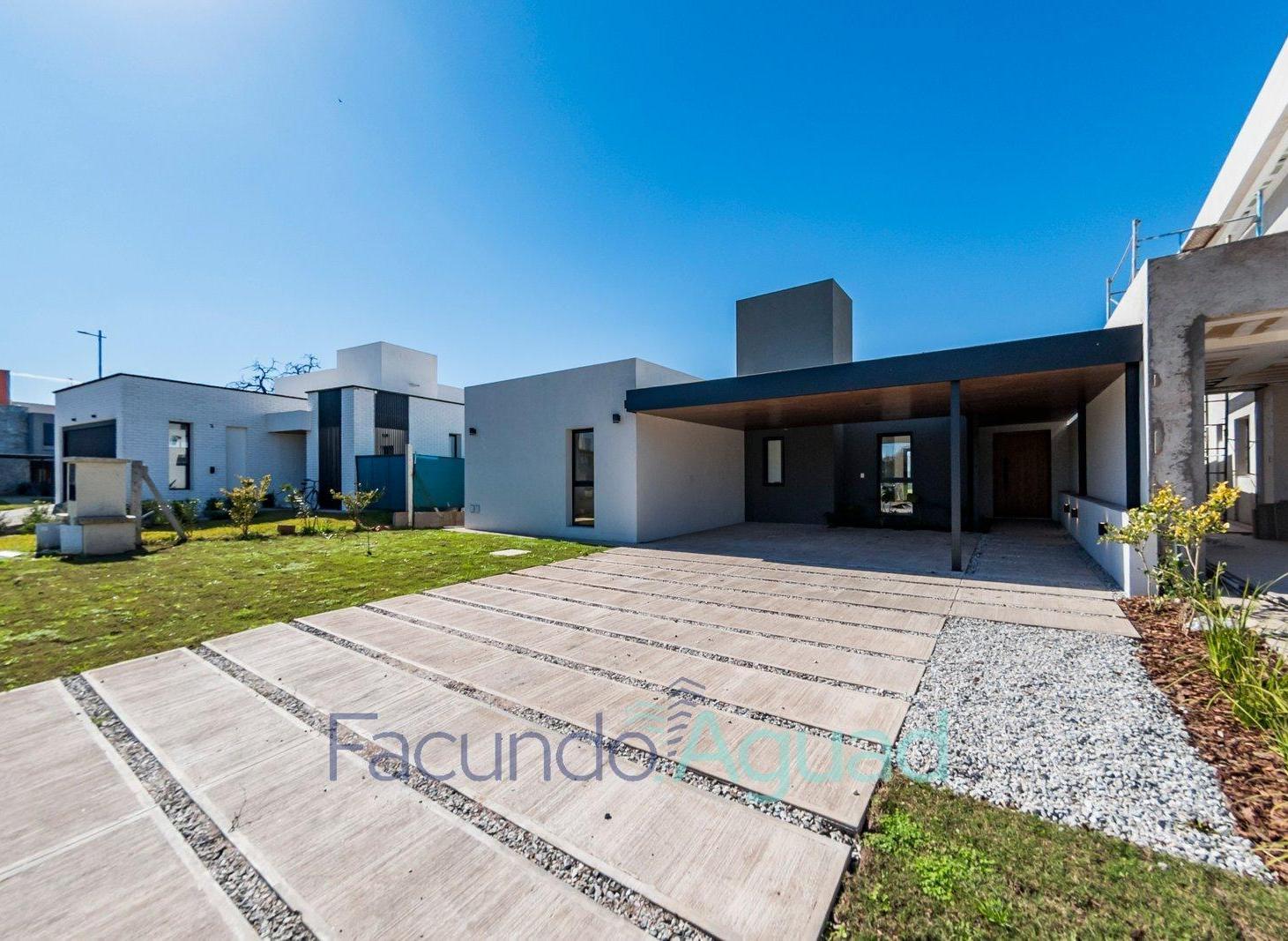 Foto de Casa - 3 Dormitorios 3 Baños - Siete Soles, imagen 1