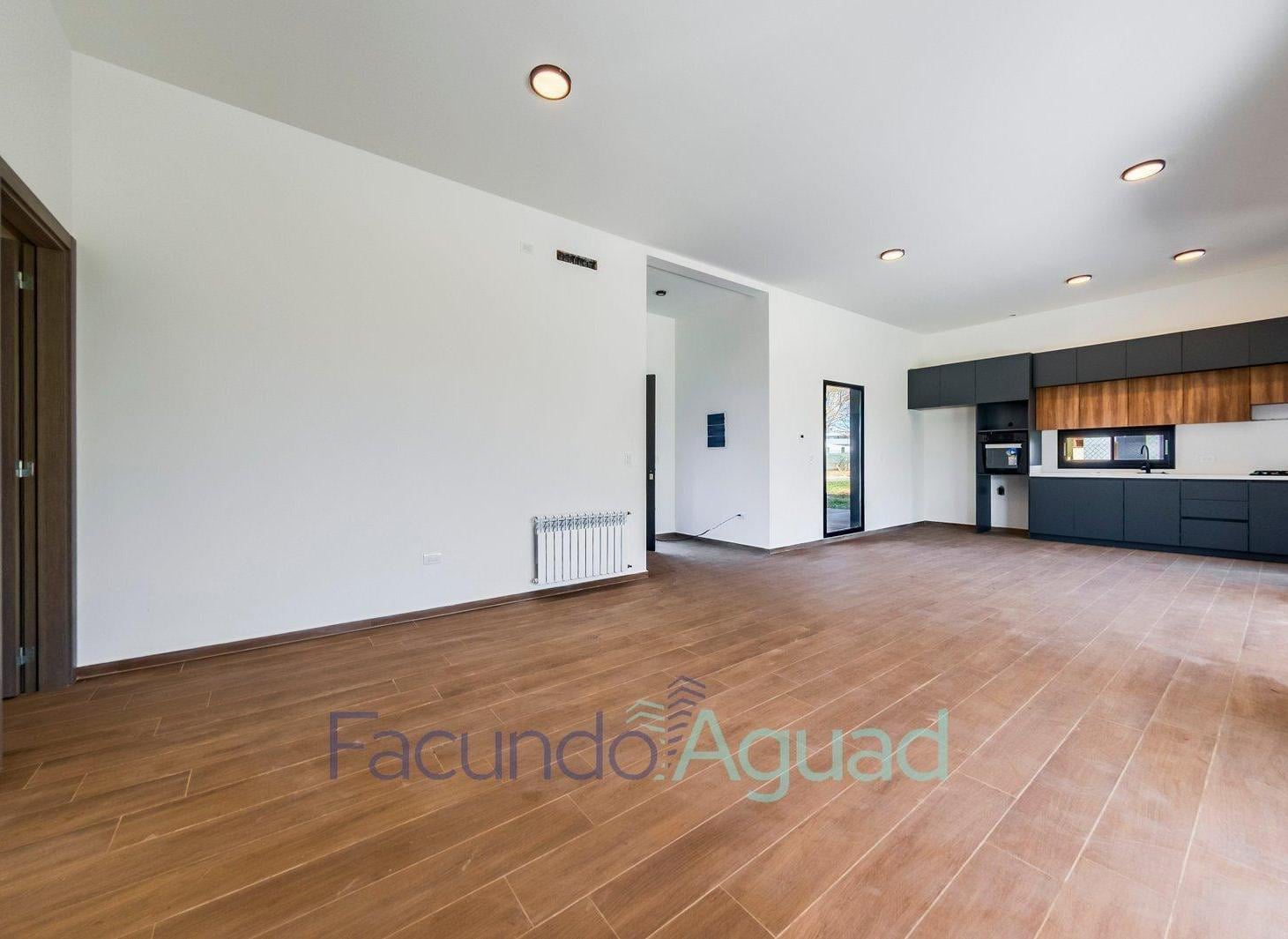 Foto de Casa - 3 Dormitorios 3 Baños - Siete Soles, imagen 2
