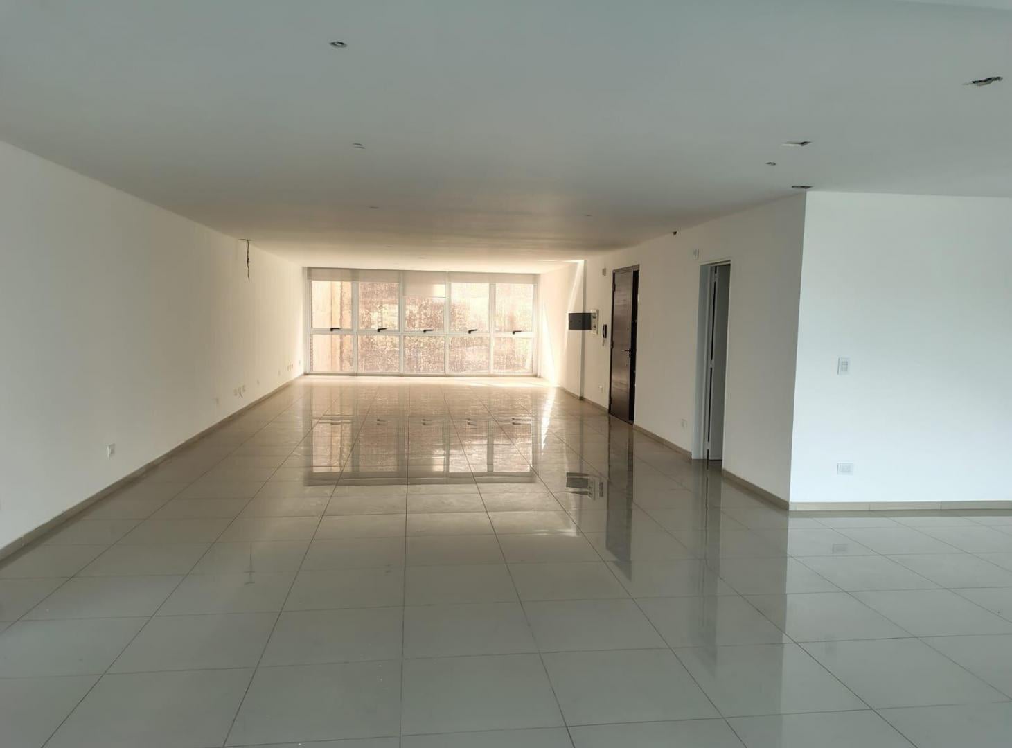 Foto de Alquiler Oficina Comercial - Office City V - Barrio Centro, imagen 2