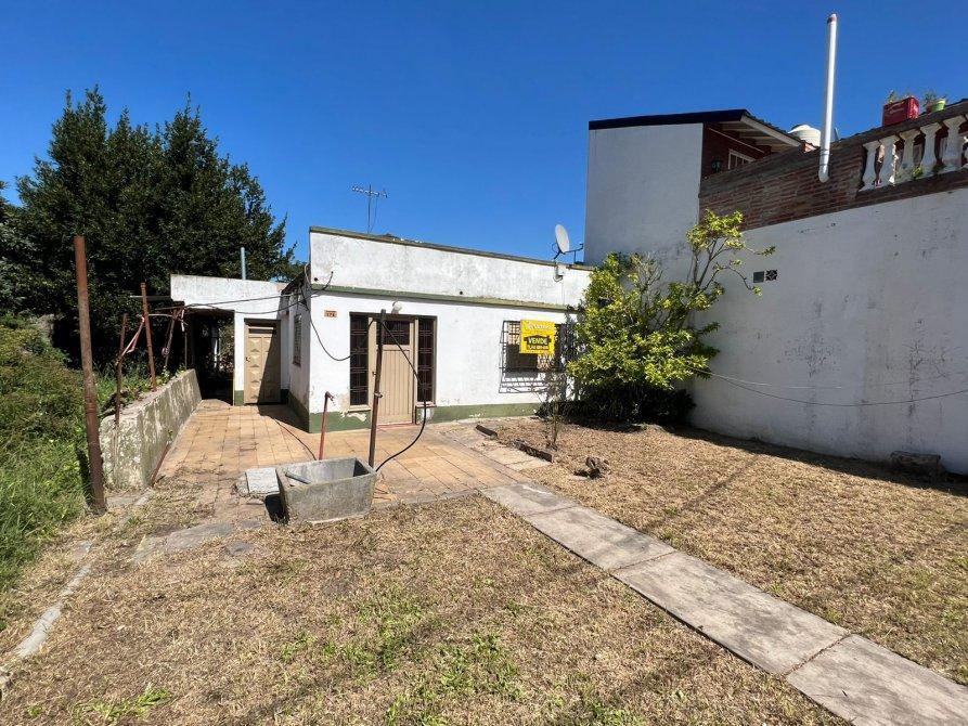 Casa 3 ambientes. VENTA