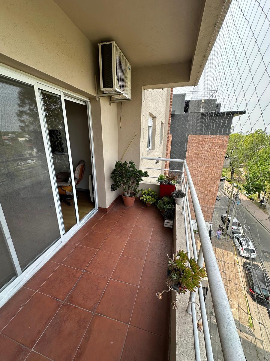 Departamento 3 Ambientes con Cochera en Venta 2