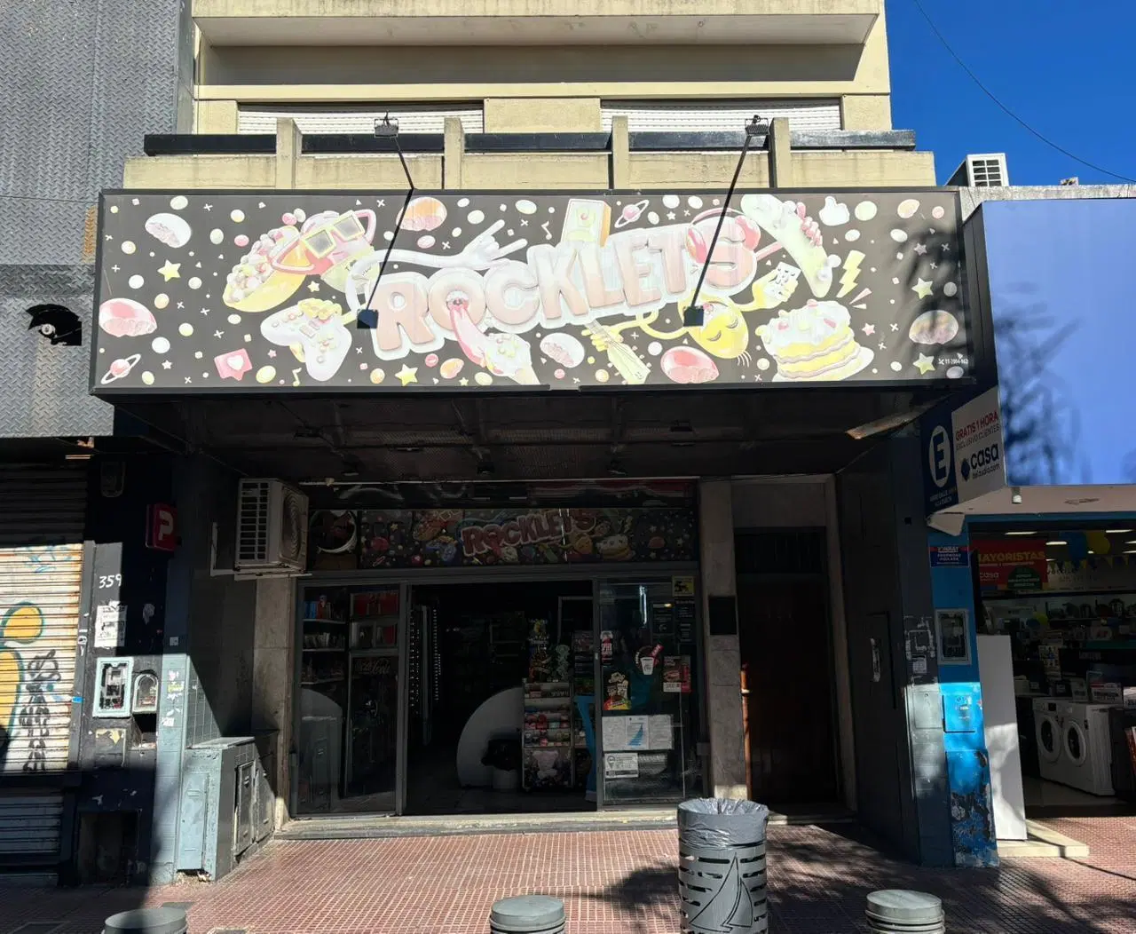 Local en Constitución | Excelente Vidriera | Zona Comercial Activa 2