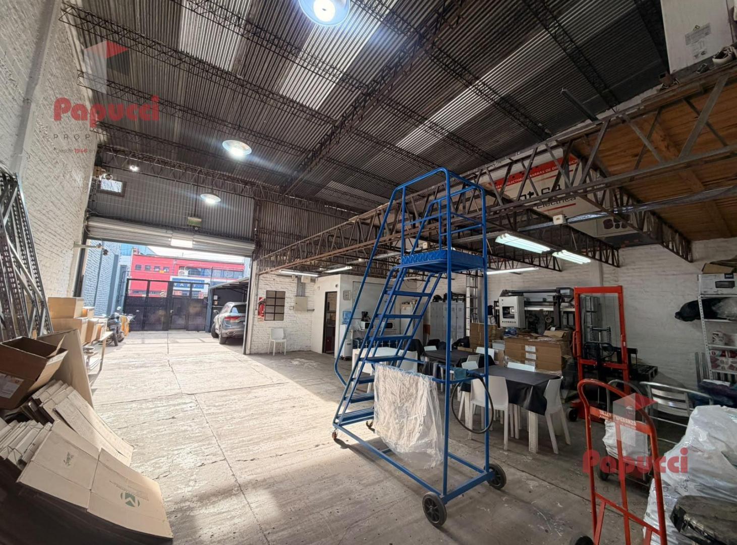 Foto de Galpon INDUSTRIAL en alquiler, imagen 3