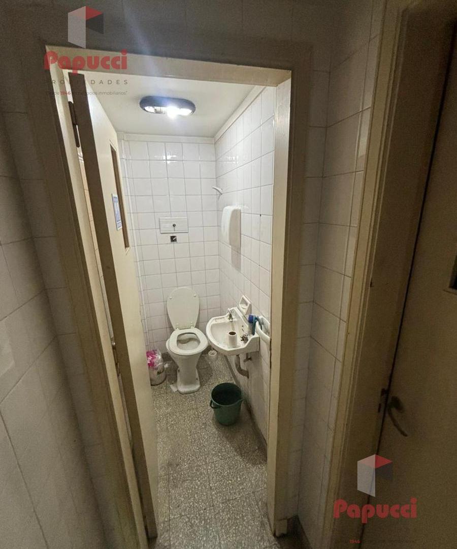 Foto de Local en Constitución | Excelente Vidriera | Zona Comercial Activa, imagen 3