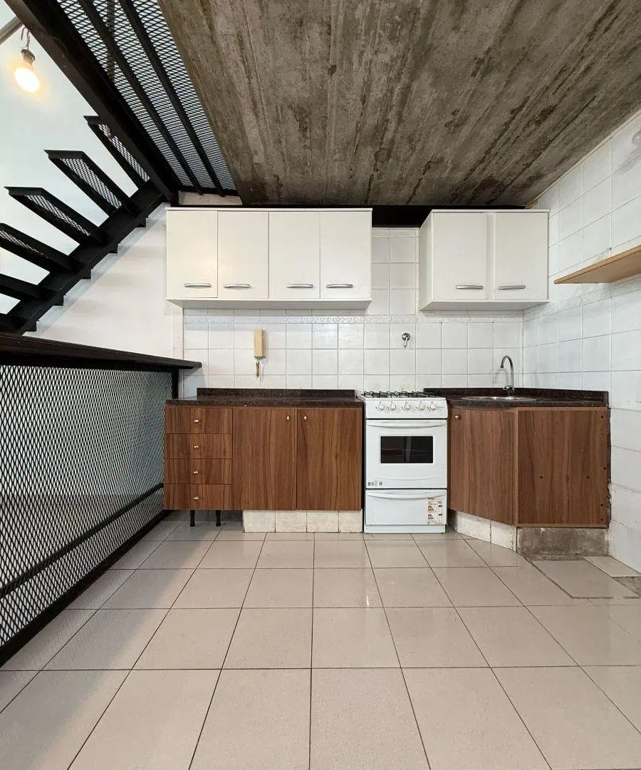 Excelente PH tipo Loft en Colegiales sin Expensas. 3