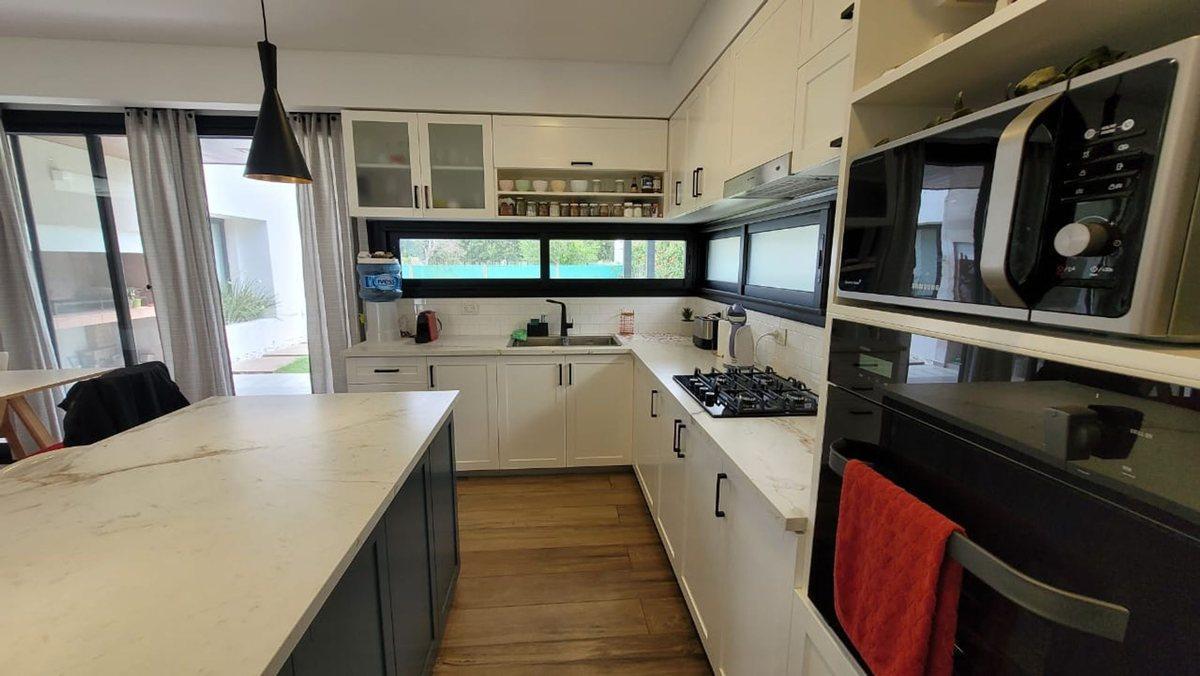 Venta Casa 2 Dorm. Azahares del Paraná 4