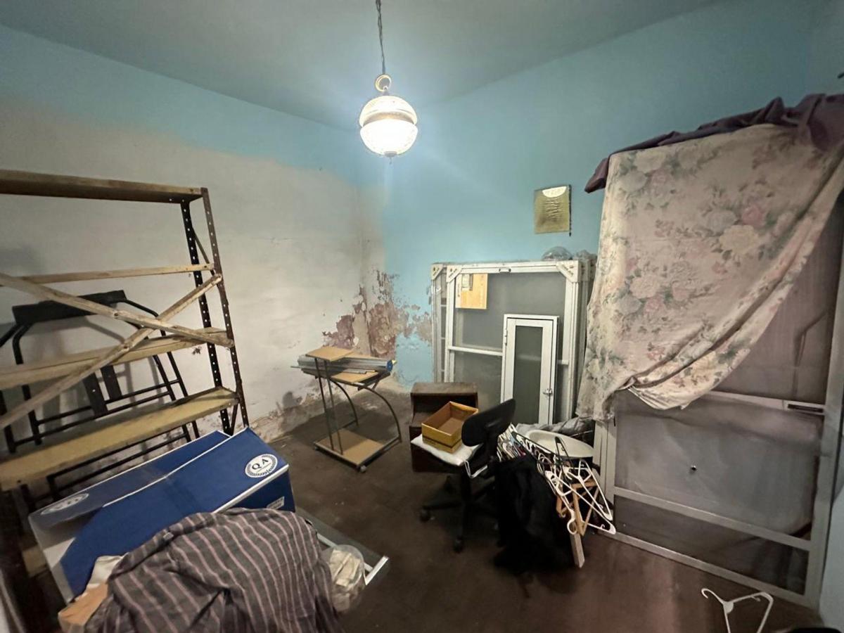 Casa de Pasillo Unico a Reciclar en Su Totalidad 2