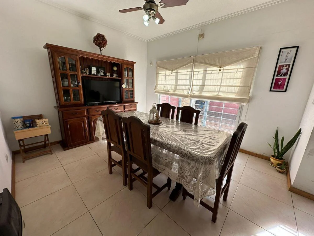 Venta Casa Echesortu 3 Dorm. - Patio - 2 Plantas 5