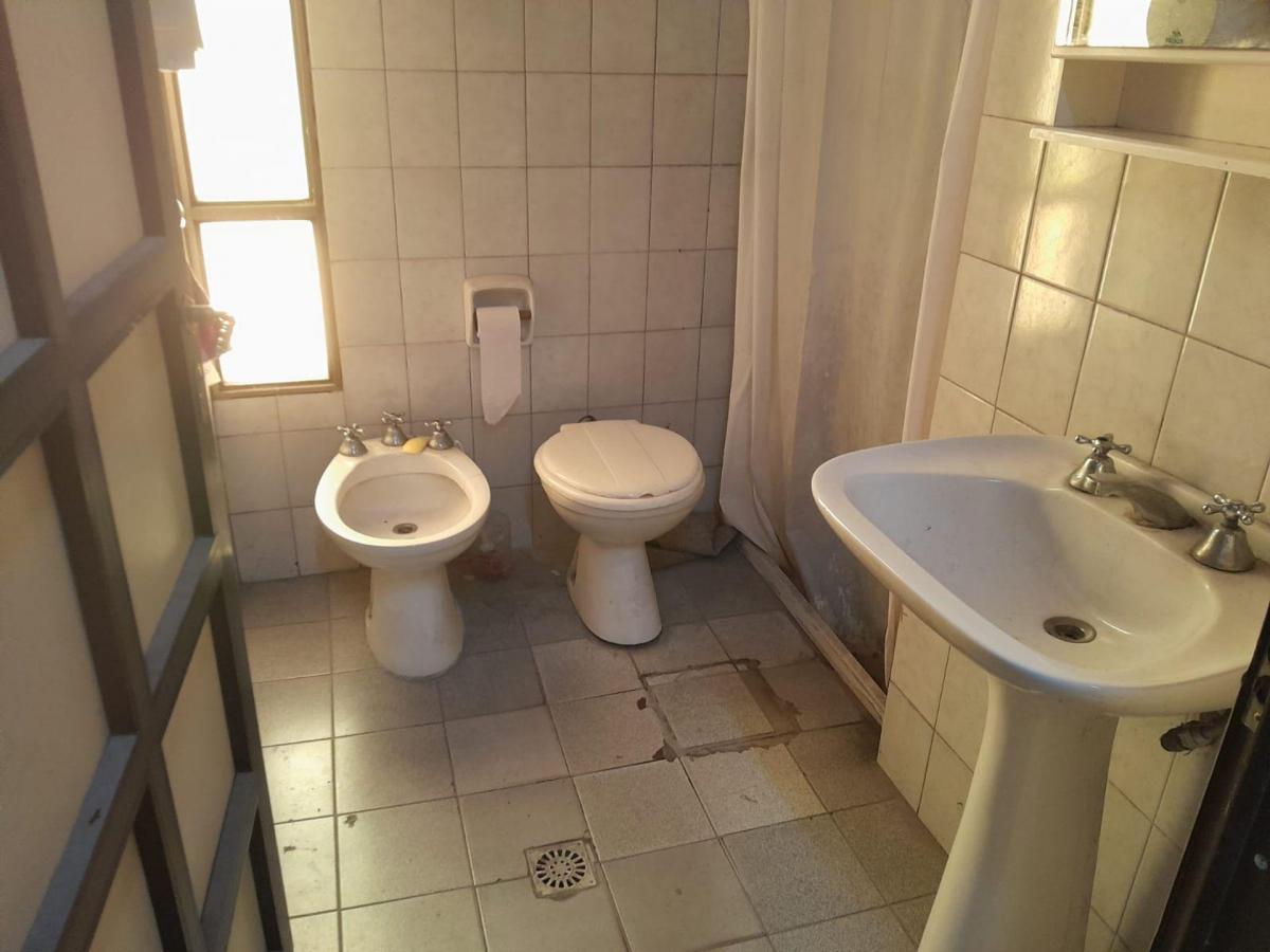 Venta Galpon Bv Oroño y Amenabar 2
