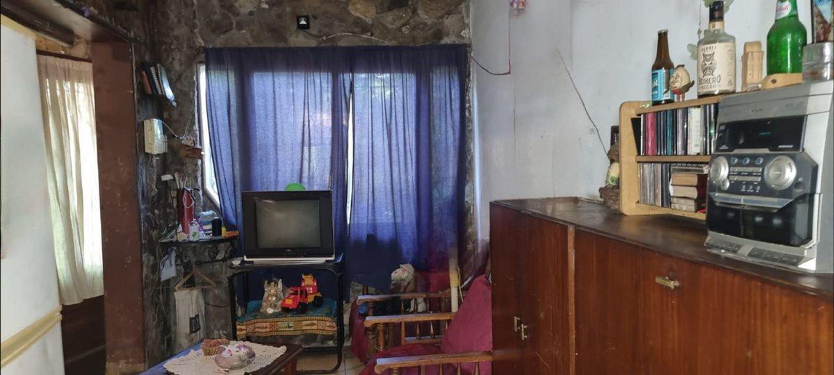 Venta Casa 2 Familias + Galpon Al Frente 2
