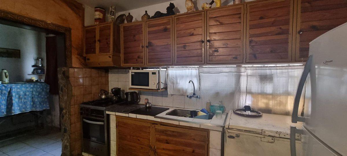 Venta Casa 2 Familias + Galpon Al Frente 5