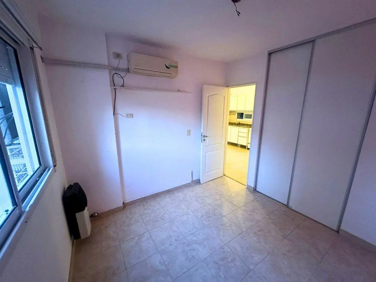 ALQUILER DEPTO 1 DORMITORIO CON BALCON. ASCENSOR 2