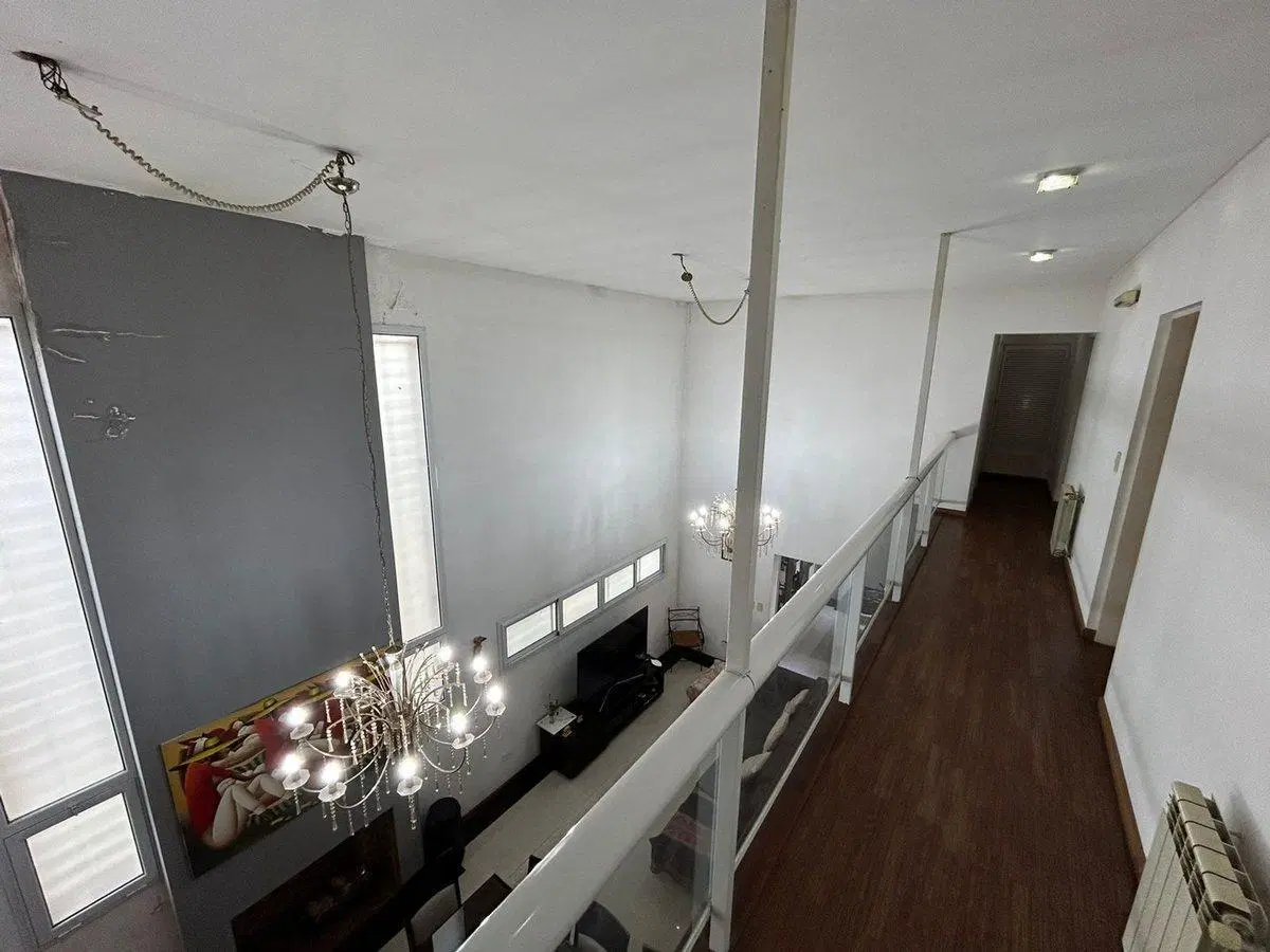 VENTA CASA 4 DORMITORIOS - ALBERDI - APTA CREDITO 5