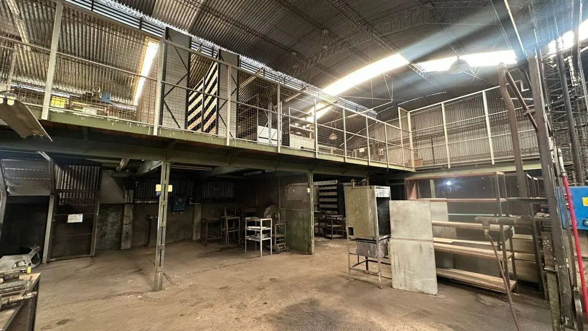 VENTA EMPRESA METALURGICA - GALPON - GRUA - GAS 5