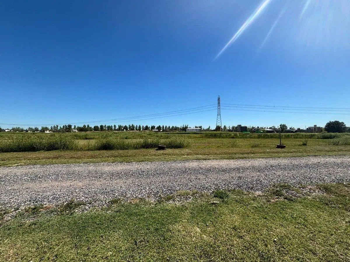 LOTE 720mts EN VENTA BARRIO TIERRA DE SUEÑOS III 2