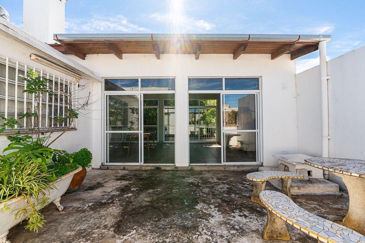 VENTA IMPORTANTE CASONA EN PICHINCHA