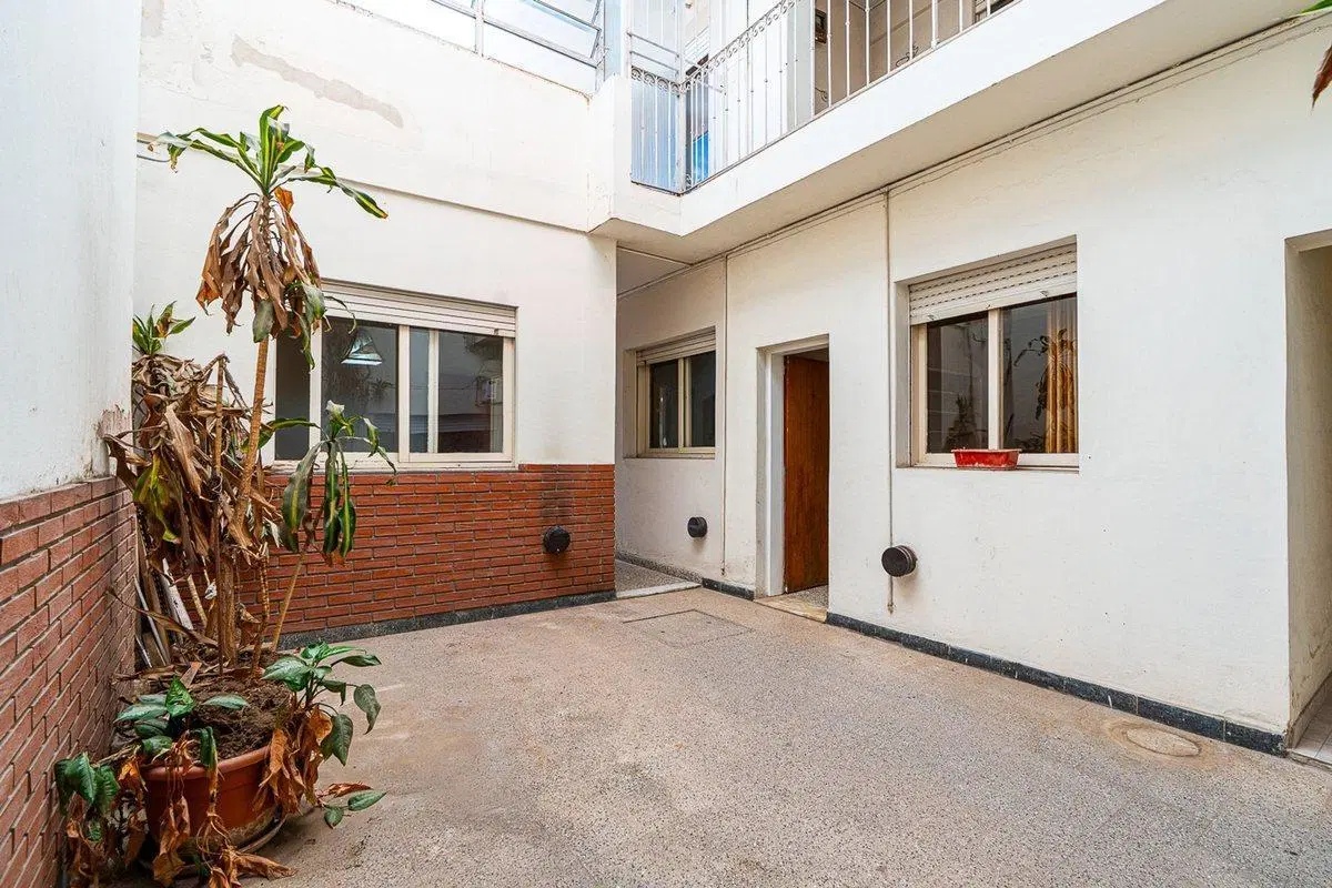 VENTA IMPORTANTE CASONA EN PICHINCHA 4