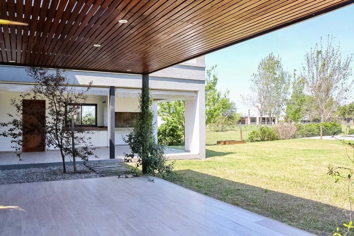 VENTA CASA A ESTRENAR LA RINCONADA COUNTRY CLUB 3