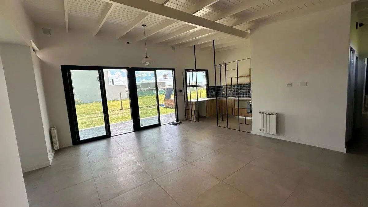 Casa a estrenar en Barrio Don Mateo 3