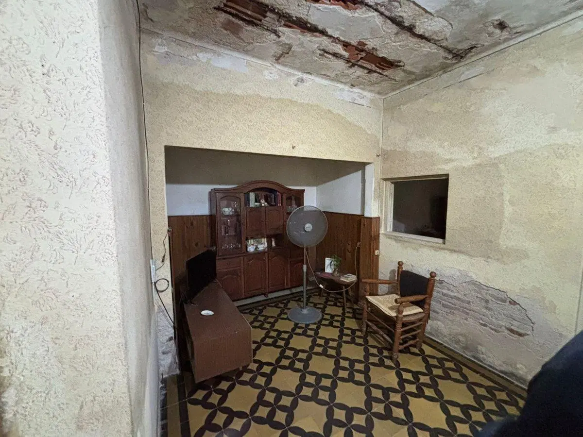 VENTA CASA 2 DORMITORIOS A RECICLAR-CAP. BERMÚDEZ 5