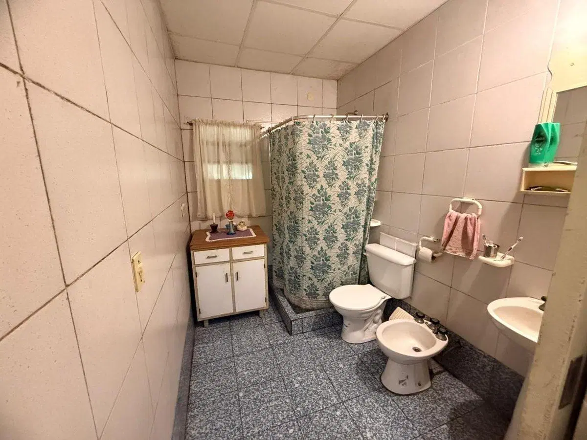 Venta casa en Baigorria dos dormitorios y Jardín 4