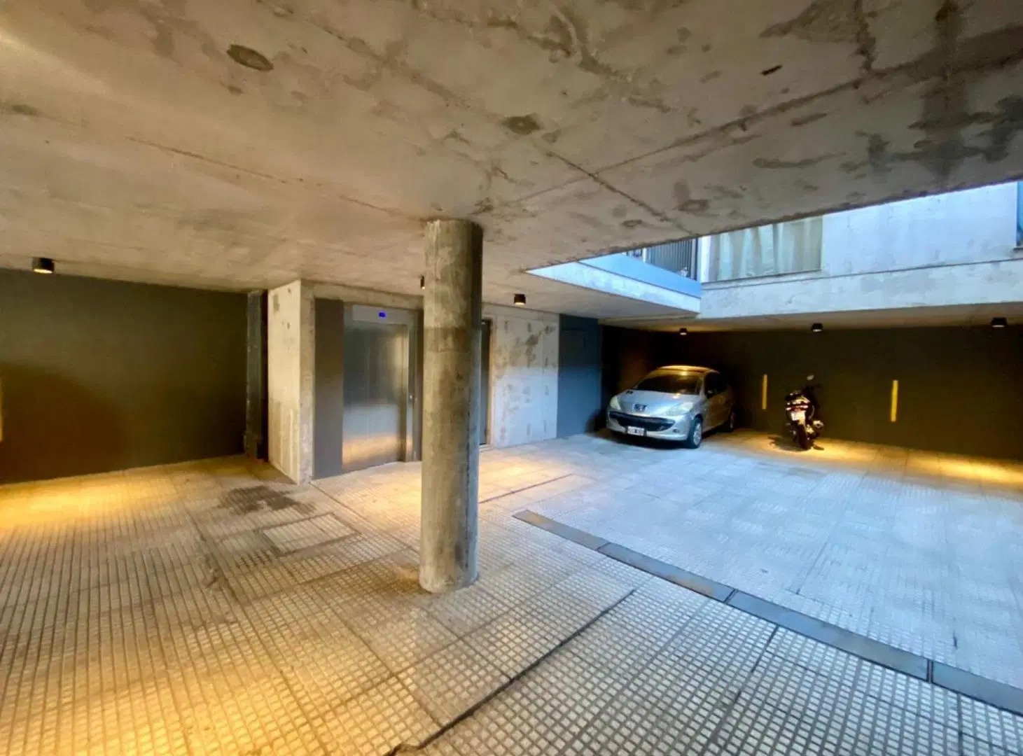 Venta semipiso 2 dormitorios 5