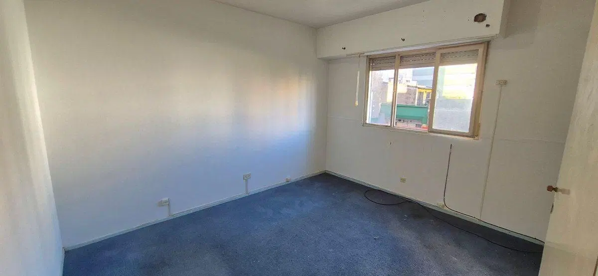 En Venta Dos Dormitorios c/Cochera Av Pellegrini 5