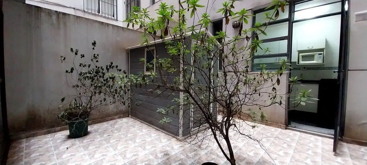 Venta PB 3 DORMITORIOS 2 Patios + Cochera 4