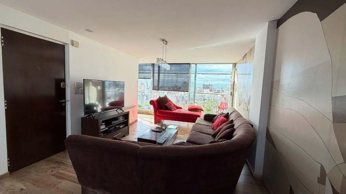 Departamento 4 dormitorios en venta Martin cochera 2