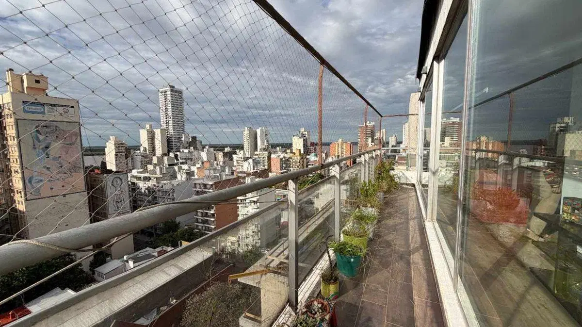 Departamento 4 dormitorios en venta Martin cochera 3